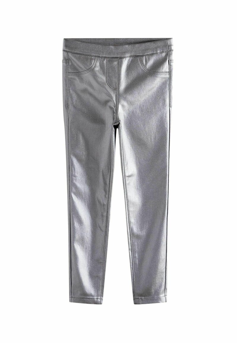 Silver leggings med en glänsande yta, elastisk midja och fejkade framfickor. Tillverkade av stretchmaterial för komfort.