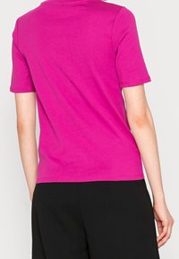 edc by Esprit Camiseta básica - pink