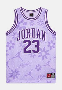 Maglia da basket in mesh viola con motivi floreali, il numero "23" e la scritta "JORDAN" in bianco, con scollo rotondo e bordi a righe.