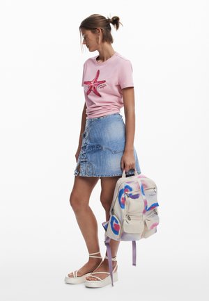 MEDIUM SPRAY POCKETS - Backpack - white
