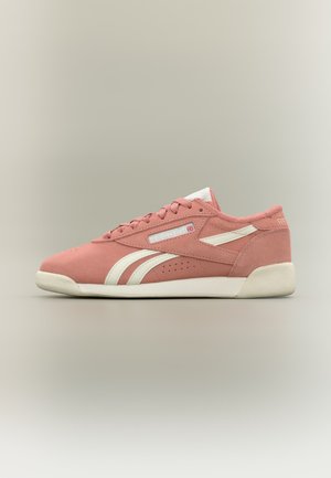Reebok Classic, Baskets basses - gentle pink/chalk