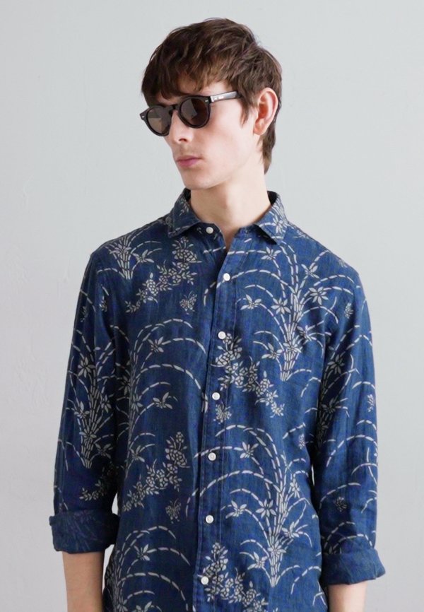 CLASSIC FIT INDIGO FLORAL LINEN SHIRT - Shirt2