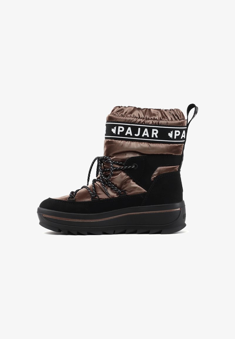Zwarte en bronzen geïsoleerde winterlaars van suede en nylon materiaal, met een trekkoord bovenkant en rubberen zool. Bevat PAJAR branding op de manchette.