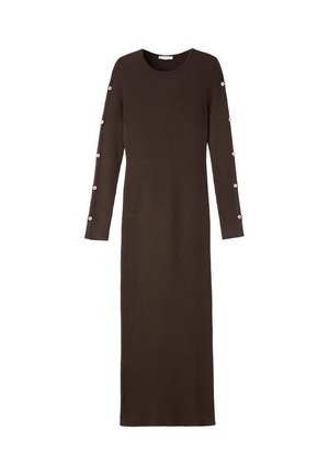 Robe à manches longues côtelée en marron foncé, avec un col rond et des boutons décoratifs le long des manches pour un détail supplémentaire.