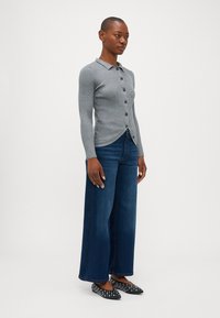 Vero Moda Petite VMWILLOW POLO CARDIGAN - Kardiganas - medium grey melange
