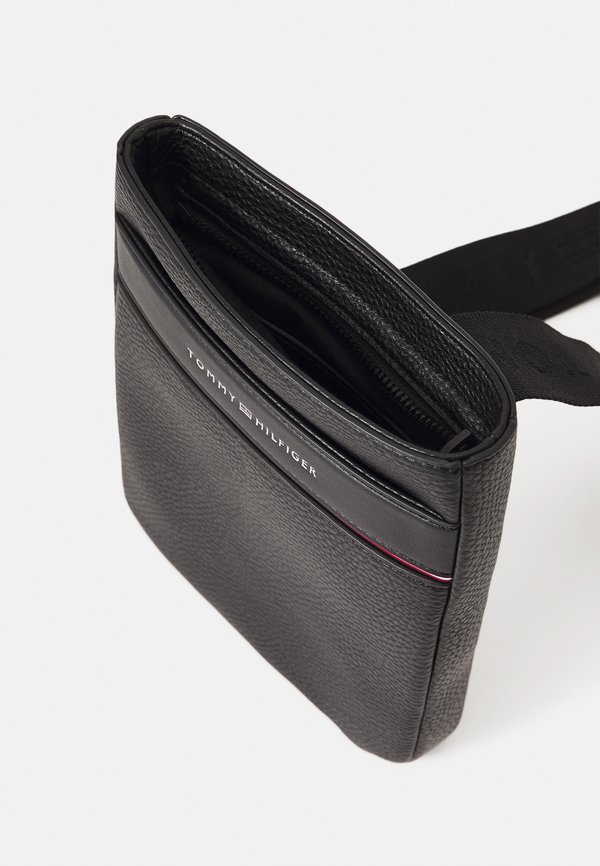 MINI CROSSOVER - Cross body bag2