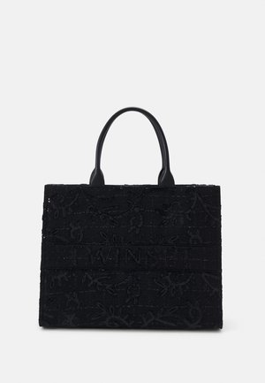 Schwarze Tote-Tasche mit kurzen Griffen, mit dezentem Blumenmuster und dem Wort „"TWINSET"“ auf der Vorderseite bestickt.