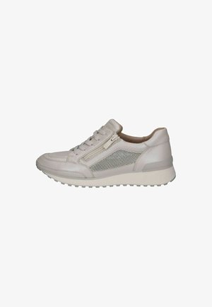 Trainers - pearl nappa