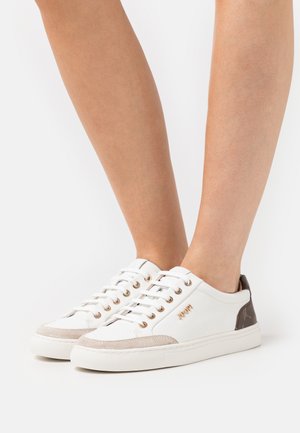 CORTINA FINE CORALIE - Zapatillas - dark brown