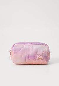 Steppelt sminktasak árnyalatváltó rózsaszín és lila színben, felhő mintákkal. Cipzáras záródással és egy kis felhő logó folttal rendelkezik.