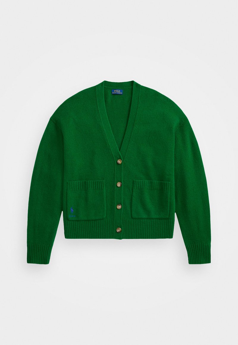 Grüne Strickjacke mit V-Ausschnitt, fünf Knöpfen, breiten gerippten Bündchen und zwei vorderen Taschen. Kleines Logo auf die linke Tasche gestickt.