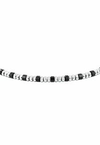 Collana di perle metalliche con perle alternate in argento lucido e nero opaco, forme cilindriche e sferiche, distribuzione uniforme e texture liscia.