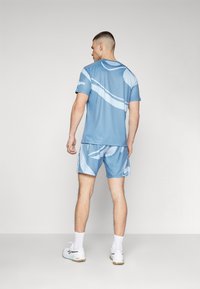 Fila SHORTS LEO - Αθλητικό σορτς - captains blue