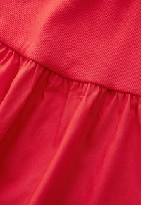Next SUMMER MINI - REGULAR FIT - Haljina od žerseja - red