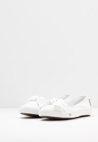 Dockers by Gerli Sapatos sem atacadores - weiß