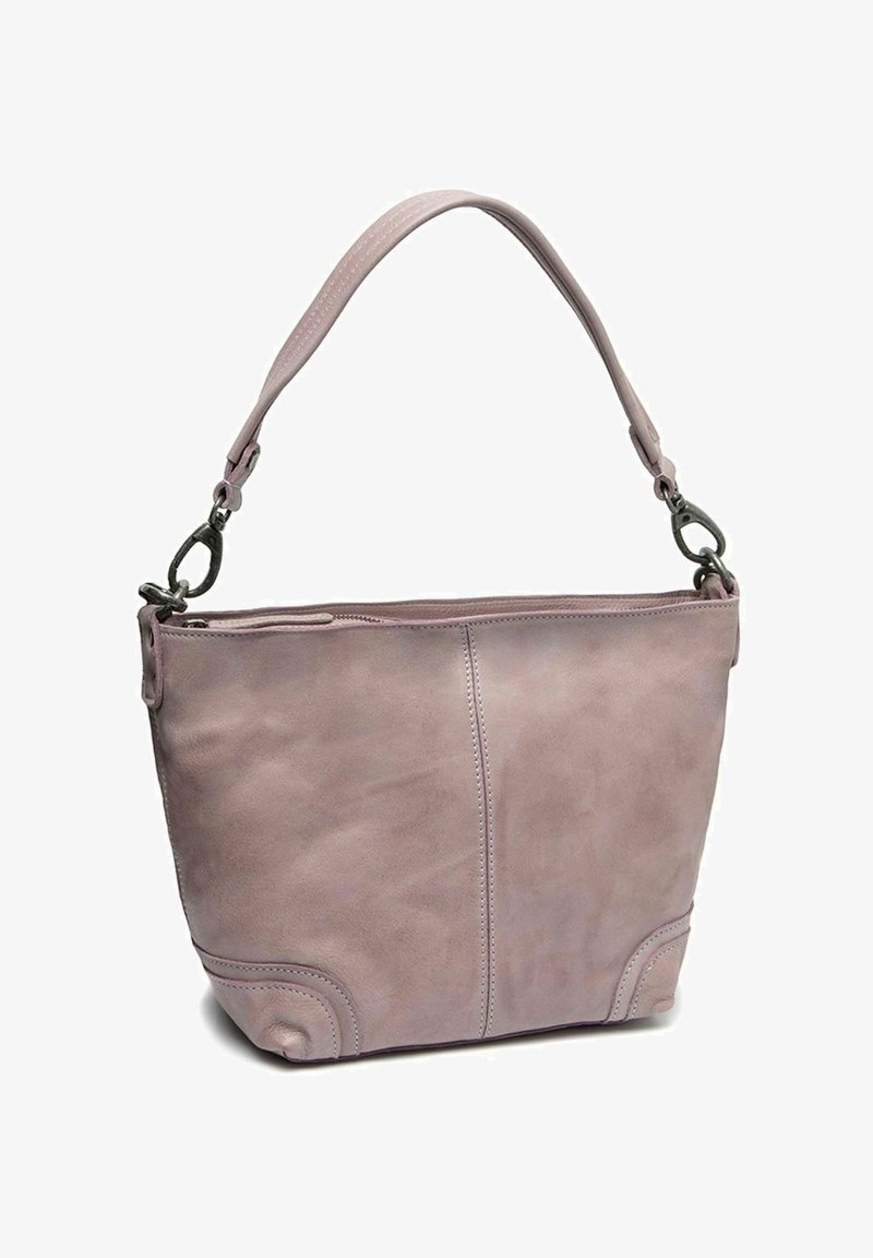 Borsa a spalla in pelle di un viola chiaro con una parte superiore curva, una tracolla singola e cuciture a vista, caratterizzata da angoli arrotondati e una texture liscia.