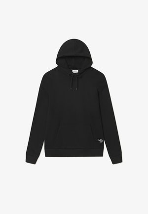 Sweatshirt preto com capuz, feito de um tecido suave, apresentando um bolso canguru e um capuz com cordão. Inclui um pequeno logótipo na parte inferior frontal.