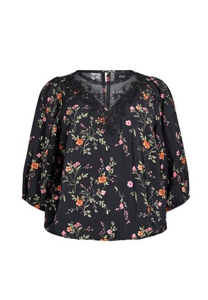Blouse noire avec imprimé floral rose et orange, manches bouffantes trois-quarts et décolleté en V bordé de dentelle avec détail en maille.