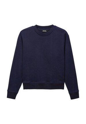 Sweatshirt bleu marine, fabriqué en tissu en mélange de coton doux. Il présente un col rond, des manches longues, des poignets côtelés et un ourlet Court.