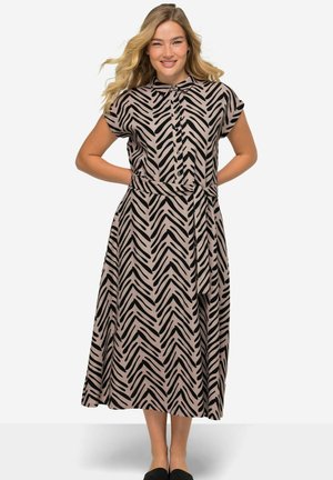 LAURASØN ZEBRA-STIL PRINT, HEMDKRAGEN, TAILLENGÜRTEL, HALBARM - Denn aty - light mocha