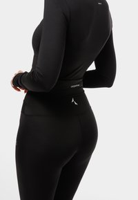 Carpatree CROSSOVER HIGHWAIST  - Punčochy - black