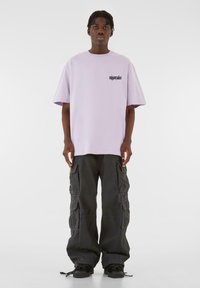 MJ Gonzales HEAVY OVERSIZED - FROSTED WINGS - T-shirts med print - lilac