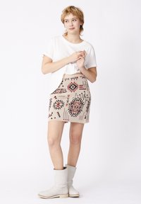 Odd Molly STEPHANIE - Minigonna - natural beige