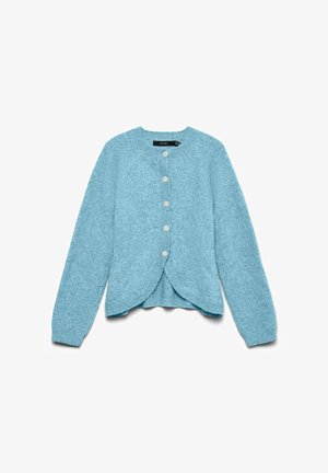 Lichtblauwe gebreide cardigan met lange mouwen, ronde halslijn, vijf witte knopen aan de voorkant en een gebogen zoom, op een witte achtergrond.