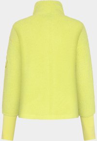 Unselected, neon yellow