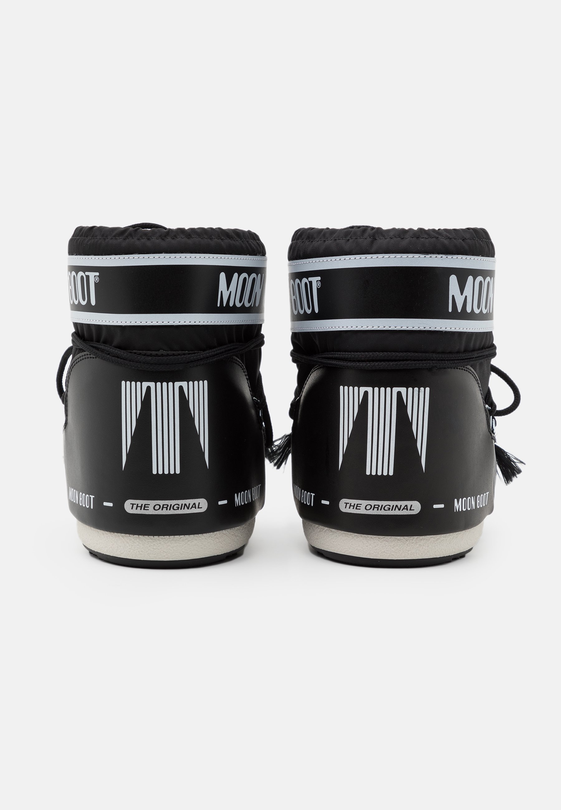 moon boot classic black