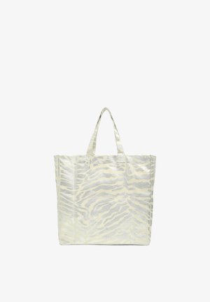 Borsa a tracolla lucida color crema con motivo a strisce zebrate argento, dotata di due manici robusti e di un design spazioso e strutturato.