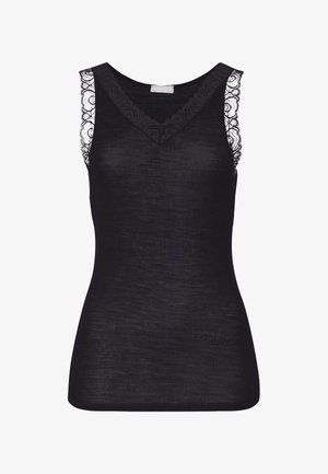 Débardeur noir avec une texture côtelée, il présente un décolleté en V et des accents en dentelle sur les bretelles. Tissu lisse, design ajusté.