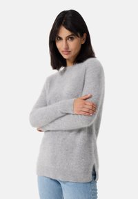 CASH-MERE RUNDHALS  - Strickpullover - hellgrau