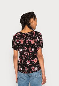 b.young BYMMJOELLA - Blouse - coral cloud mix