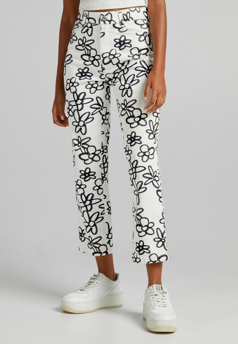 Bershka Spodnie materiałowe