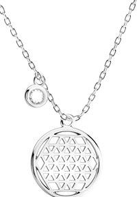 Sølv kæd Halskæde har et cirkulært vedhæng med et geometrisk trekantet mønster og en lille cirkulær accent med en klar sten.