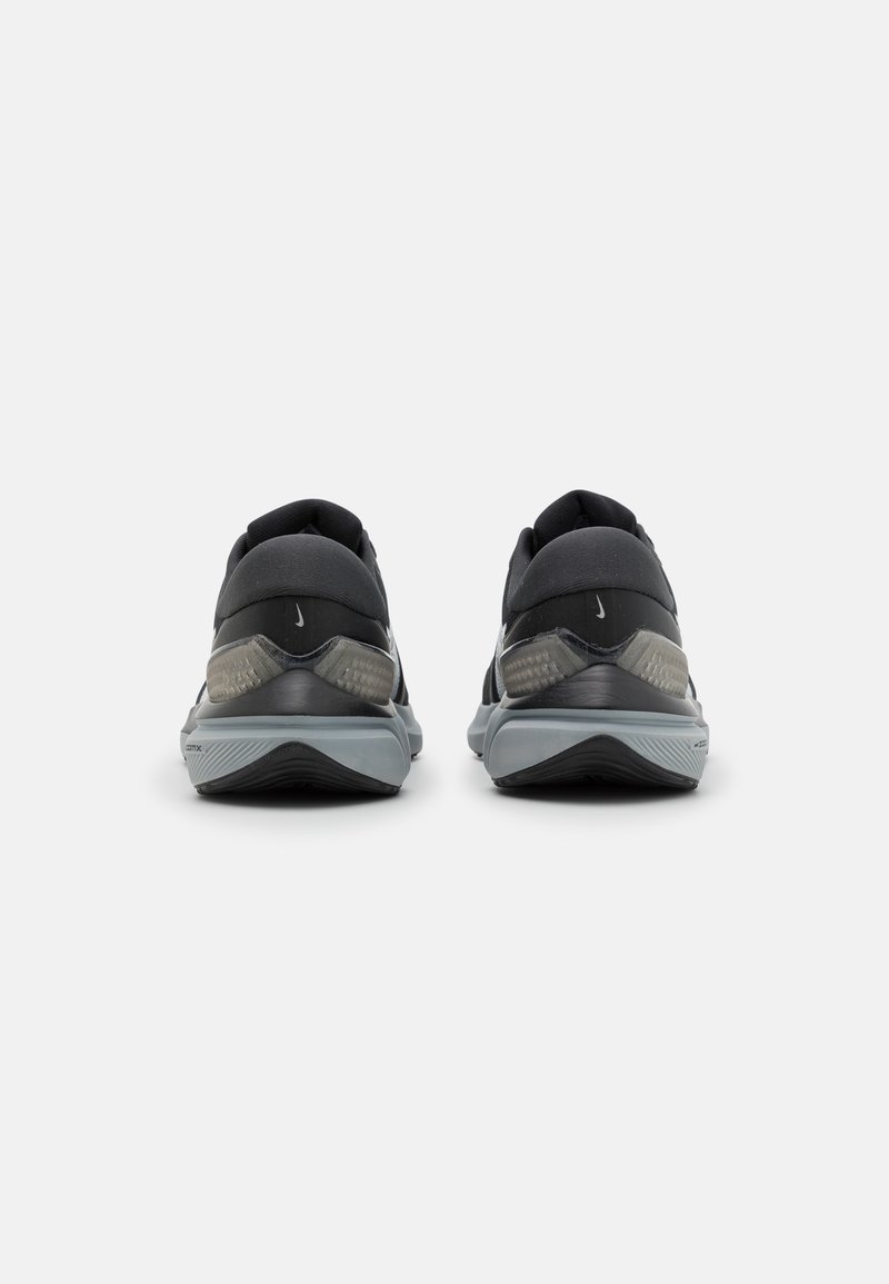 Herren Laufschuhe | Nike Performance AIR ZOOM VOMERO 16 Laufschuh Neutral black/metallic silver/anthracite/smoke grey/light smok Herren Laufschuhe | Nike Performance AIR ZOOM VOMERO 16 Laufschuh Neutral black/metallic silver/anthracite/smoke grey/light smok