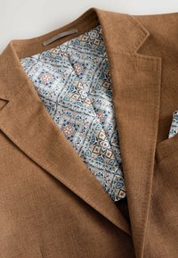 Next REGULAR FIT - TEXTURED - Sako - tobacco