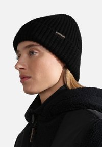 Napapijri foli 3 beanie in black