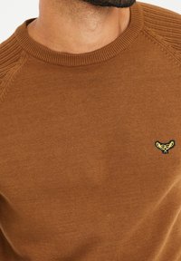 Threadbare Maglione - brown