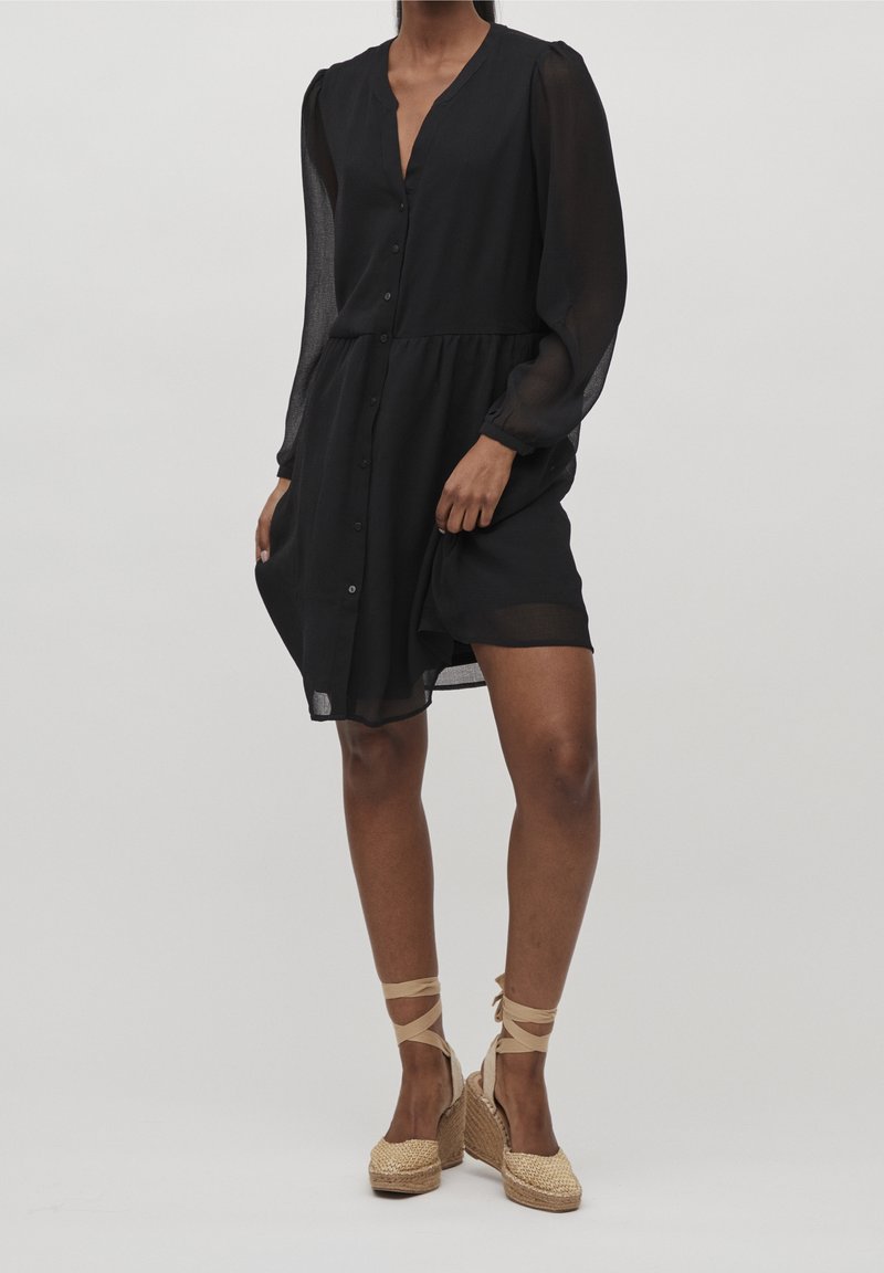 VILA Robe chemise - black
