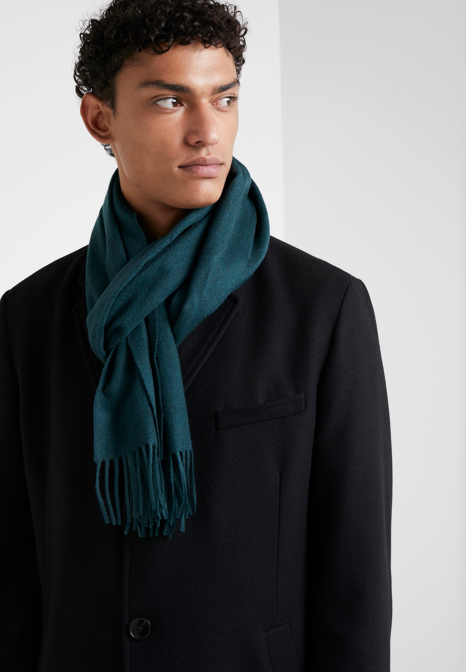 johnstons cashmere scarf