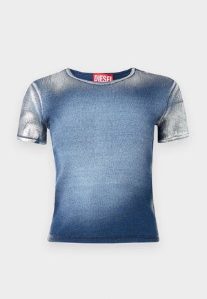T-shirt de ganga de mangas curtas com uma textura ribada, cor azul em degradê e um decote redondo com uma etiqueta vermelha da Diesel.