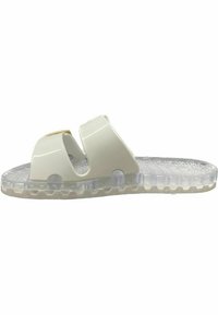 Infradito in plastica bianca con due cinturini sovrapposti e suola trasparente texturizzata. Presenta una finitura liscia e un design aperto.