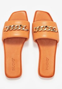 Inuovo Pantofle - yellow