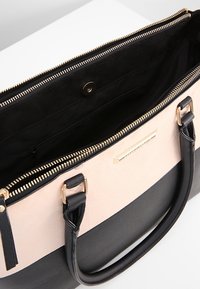 Dorothy Perkins Borsa a mano - black