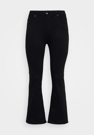 ONLY Carmakoma CARWILLY - Calças de ganga à boca de sino - black denim