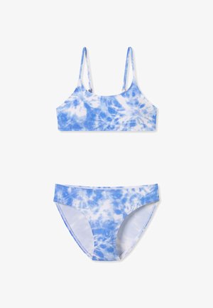Blauw-wit tie-dye bikini-set met een strappy bralette-top en bijpassende low-rise onderkant, gemaakt van zachte, rekbare stof.