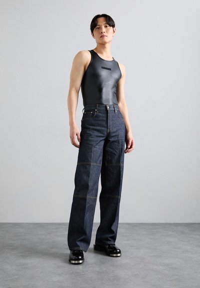 Helmut Lang CARPENTER - Avar lõikega teksad - raw indigo