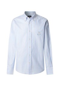 Camicia di cotone azzurro chiaro con righe verticali bianche e rosa, colletto a bottoni, maniche lunghe e un piccolo logo ricamato sul petto.
